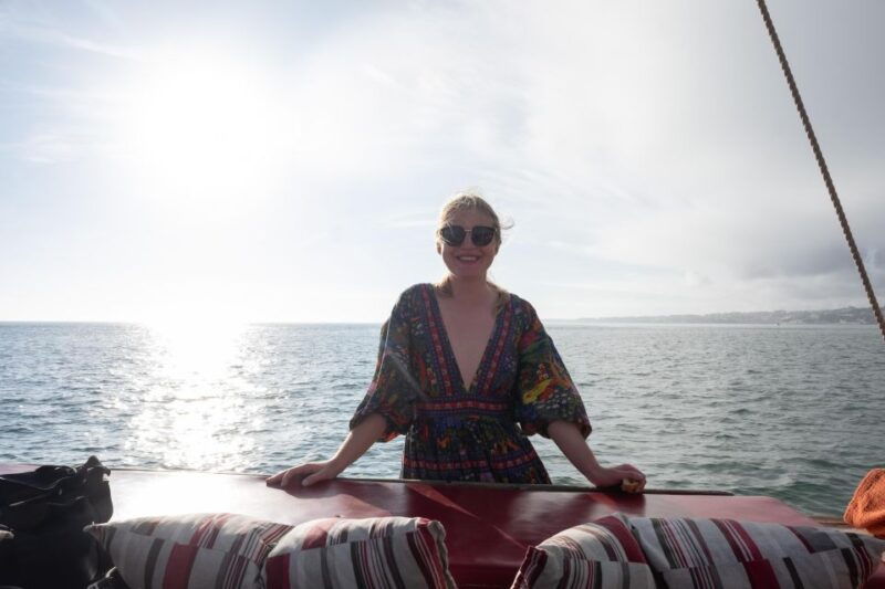 lisbon-sunset-tour-aboard-a-1949-traditional-boat