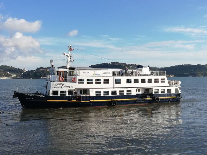 lisbon-tagus-river-boat-tour-with-one-drink-included