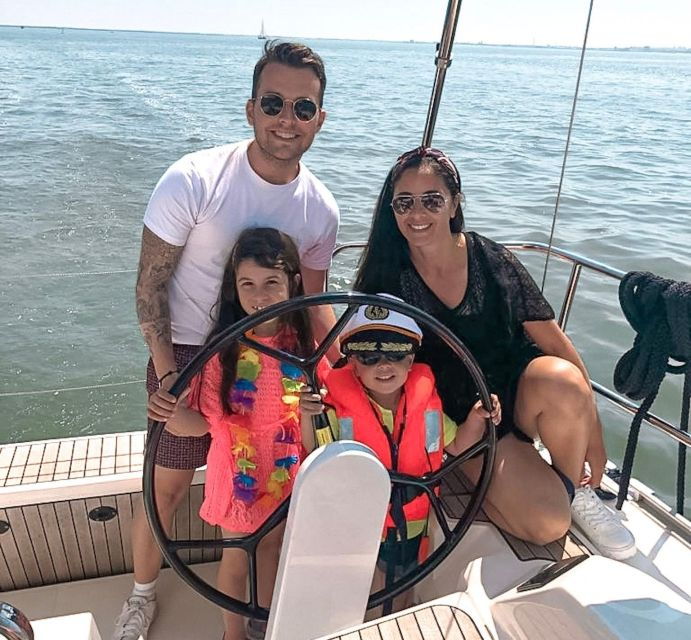 lisbon-tagus-river-cruise-morning-day-sunset-or-night