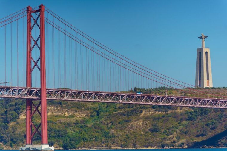 lisbon-tagus-river-cruise-with-brunch