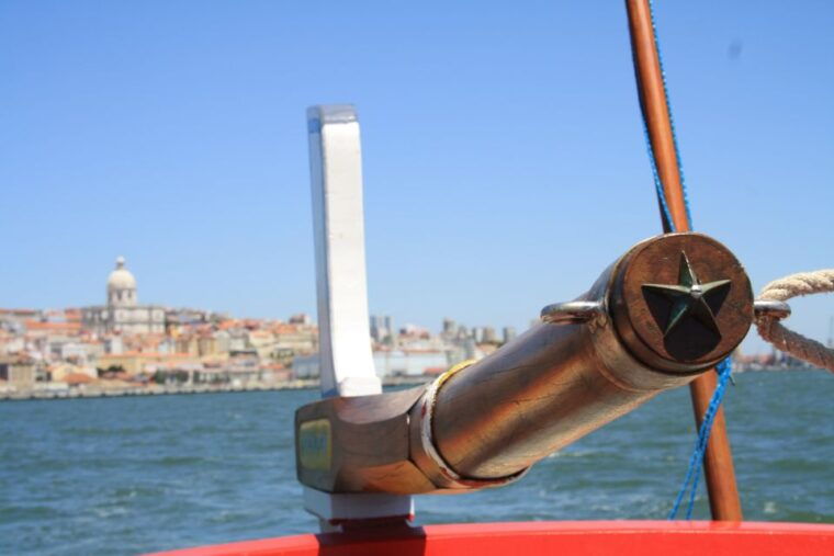 lisbon-tagus-river-express-cruise-in-a-traditional-vessel