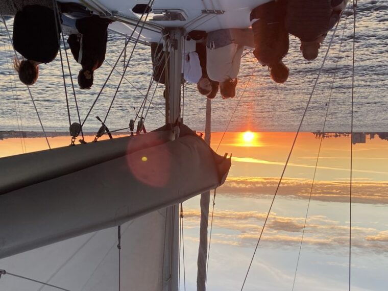 lisbon-tagus-river-sailboat-city-cruise