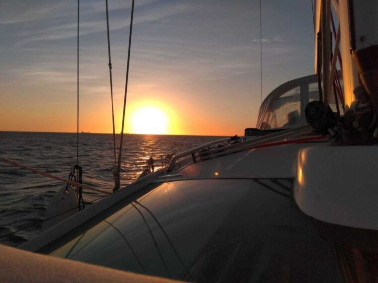 lisbon-tagus-river-sailboat-tour