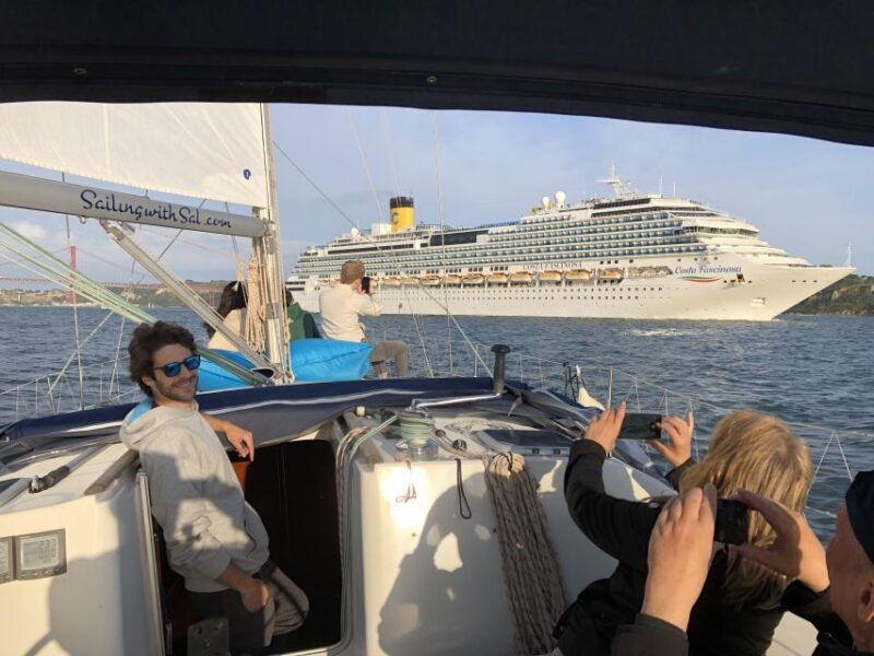 lisbon-tagus-river-sunset-cruise-with-drinks