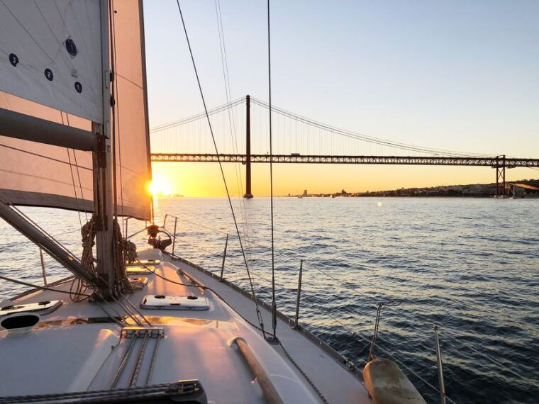 lisbon-tagus-river-sunset-cruise-with-drinks