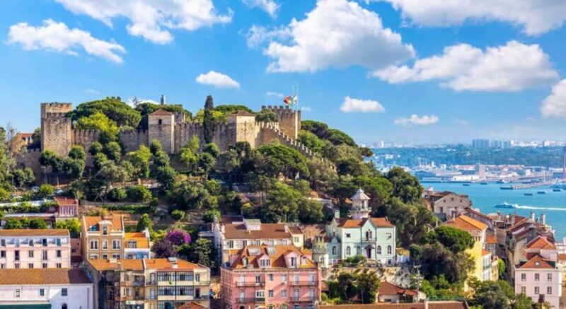 Lisbon Through the Eyes of a Local - Food and Walking Tour - Discovering Lisbon with a Local Touch