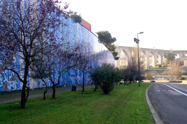 lisbon-tiles-and-tales-full-day-tile-workshop-and-tour