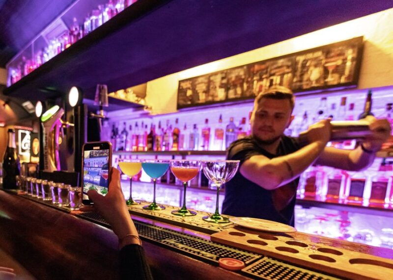 lisbon-tipsy-tour-fun-bar-crawl-with-a-local-guide