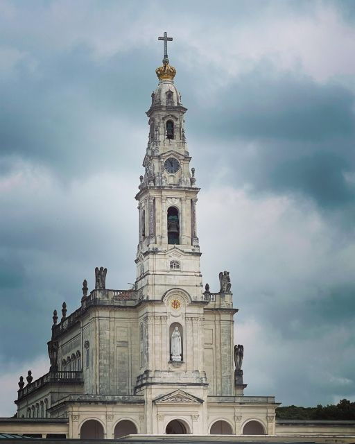 lisbon-to-porto-private-tour-via-fatima-nazare-and-aveiro