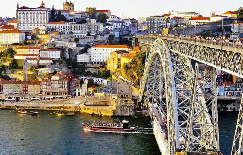 lisbon-to-porto-with-obidos-nazare-fatima-coimbra-aveiro