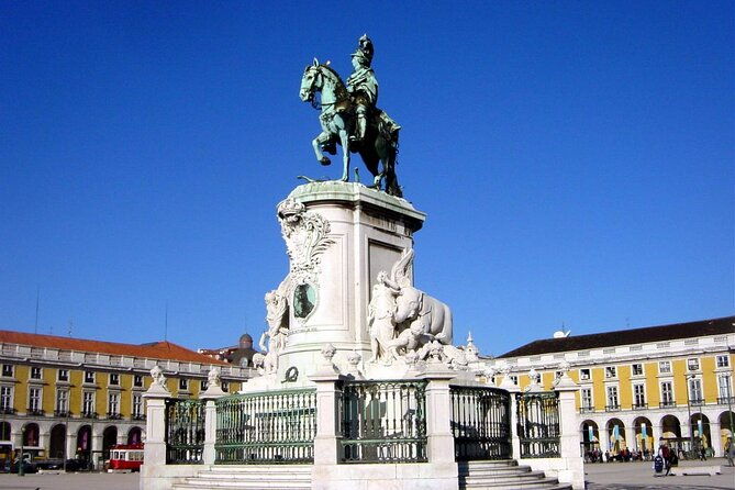 lisbon-to-porto-with-stops-obidos-nazare-fatima-coimbra-aveiro