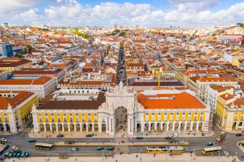 Lisbon to Porto with up to 4 stops: Óbidos, Nazaré, Fátima, and Aveiro - FAQ
