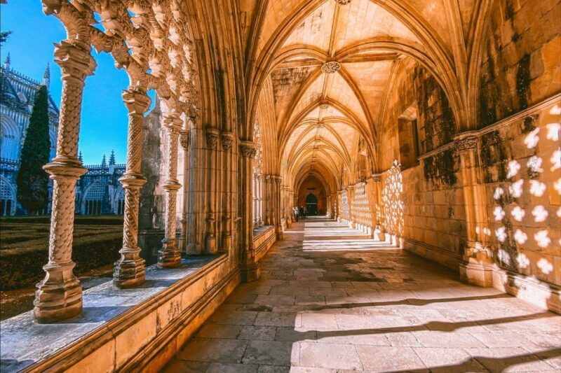 lisbon-tomar-batalha-and-alcobaca-monasteries-tour