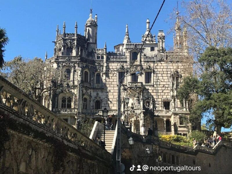 lisbon-tour-to-pena-palace-sintra-cabo-da-roca-cascais