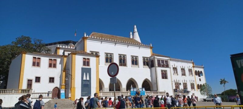 lisbon-tour-to-pena-palace-sintra-cabo-da-roca-cascais