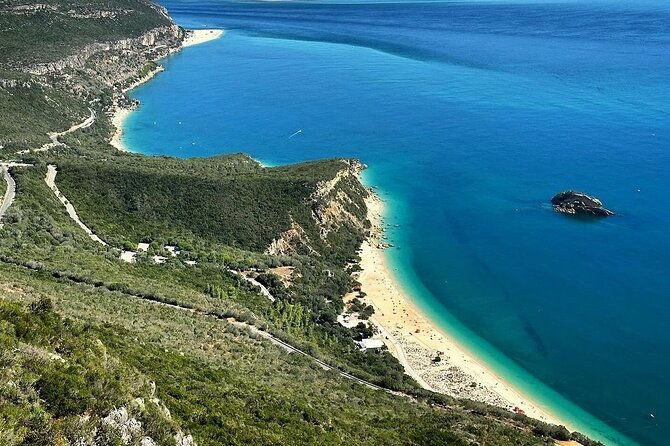 lisbon-tour-to-setubal-mountains-and-sea-with-wine-tasting-2