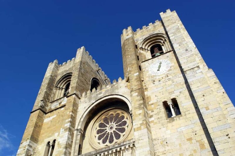 Lisbon Tour: Walled City, Alfama & 3 Viewpoints - Practical Details and Experience Quality