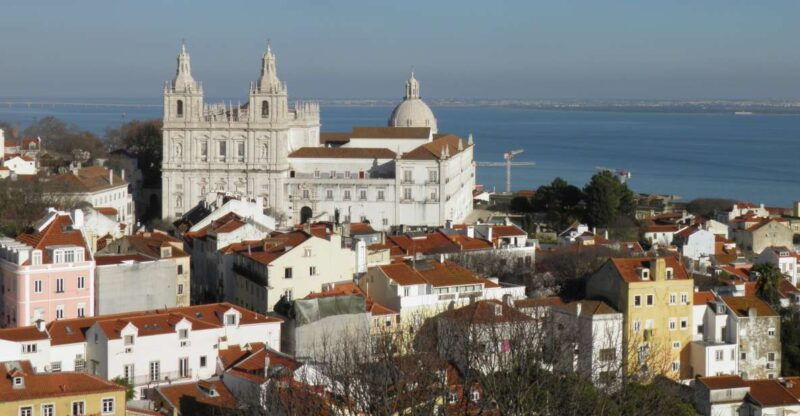 lisbon-tower-of-saint-georges-castle-church-ticket-drink