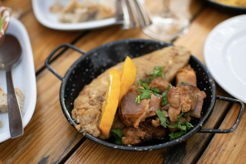 lisbon-traditional-portuguese-food-and-sightseeing-tour