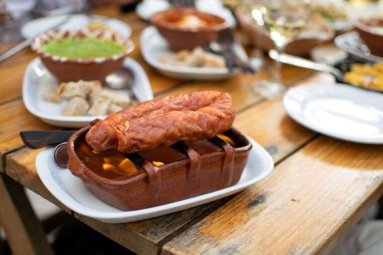 lisbon-traditional-portuguese-food-and-sightseeing-tour