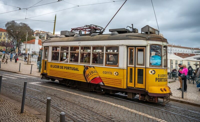 lisbon-tram-28-entry-ticket-audio-guide-with-24-hour-pass