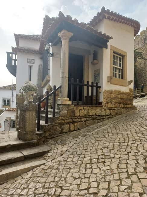 Lisbon: Transfer to Porto with Obidos and Nazare - Breaking Down the Experience