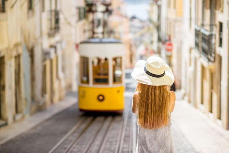Lisbon: Tuk-Tuk in Lisbon, Private Photoshoot Experience - Discovering Lisbon in a New Way