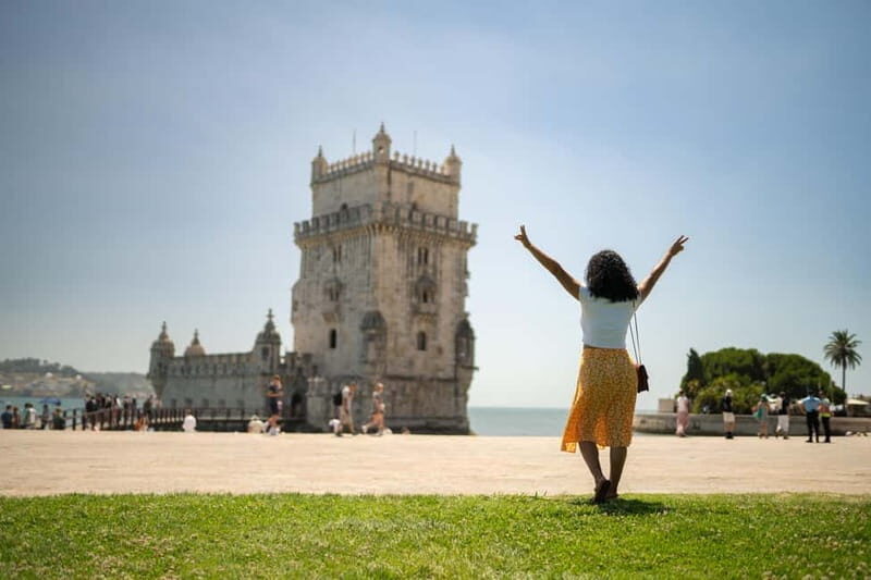 Lisbon: Tuk-Tuk in Lisbon, Private Photoshoot Experience - Practical Tips for Your Tour