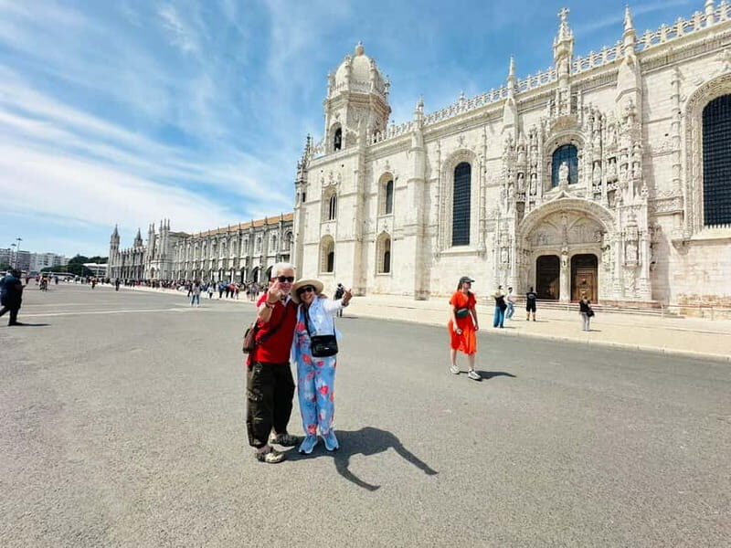 Lisbon Tuk Tuk Tour 1 Hour 30 Min - FAQs