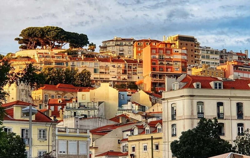 Lisbon: Tuk-Tuk Tour Historical Alfama old town private tour - The Experience: What Makes It Stand Out