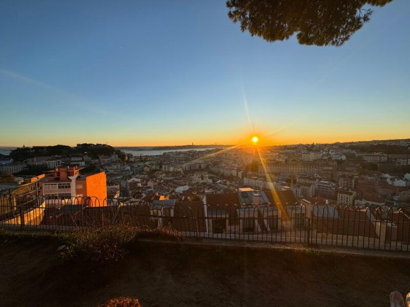 lisbon-tuk-tuk-with-hotel-pick-up-and-the-best-of-old-city