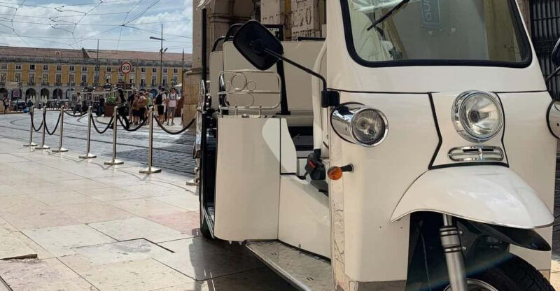 lisbon-tuktuk-tour-smooth-fun-best-instagram-spots