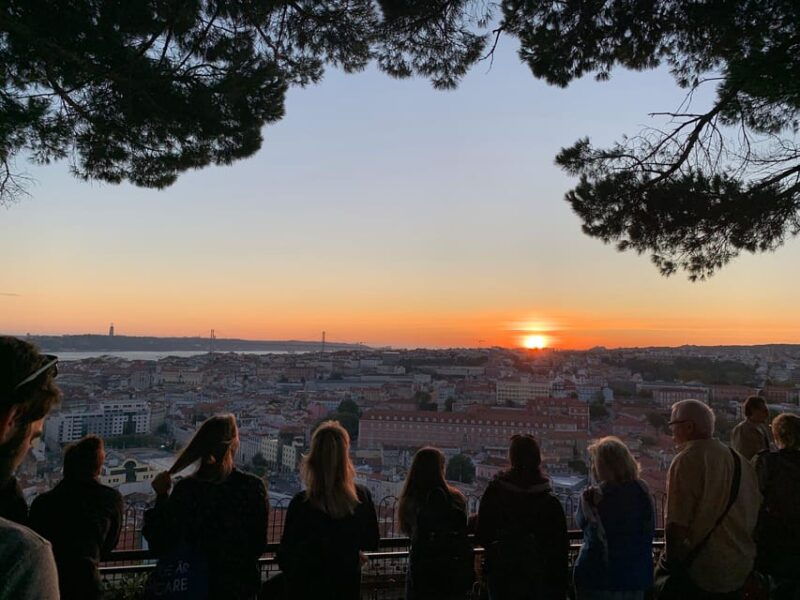 lisbon-tuktuk-tour-smooth-fun-best-instagram-spots