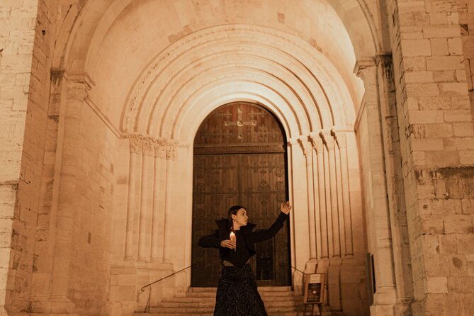 lisbon-walking-tour-the-dark-unholy-secrets