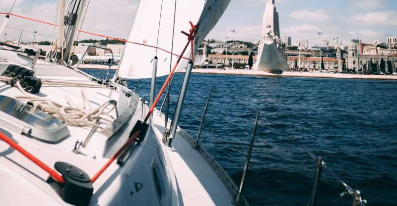 lisbon-yacht-sailing-tour-with-portuguese-wine-and-history