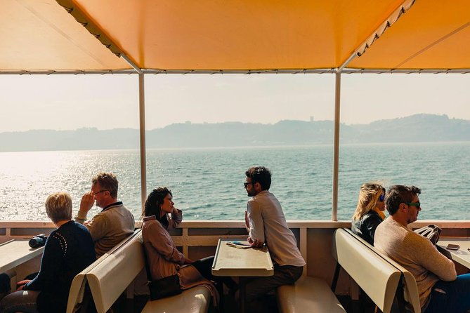 lisbon-yellow-boat-river-hop-on-hop-off-tour