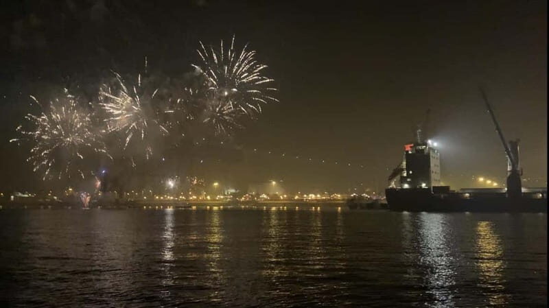 Lisbon:New Year's Eve on a Sailboat - Key Points
