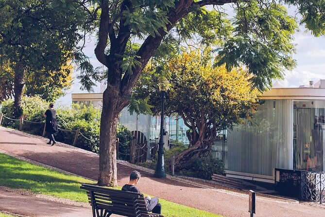 lisbons-7-hills-on-tuk-tuk