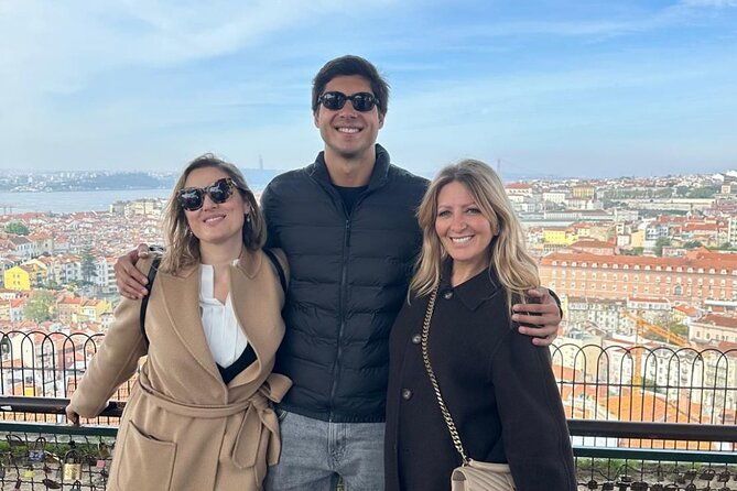 lisbons-old-town-private-tuk-tuk-tour-1-hour-and-30-minutes