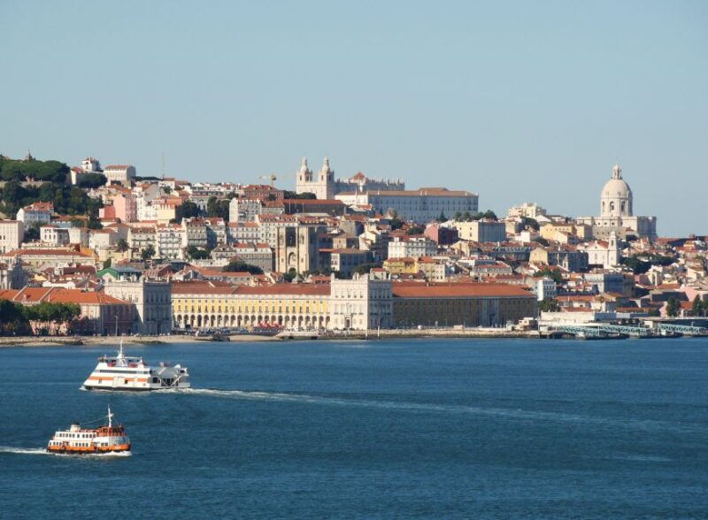 lisbons-south-side-river-tejo-3-hour-walking-tour