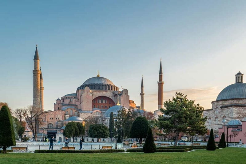 Little Hagia Sophia, Blue Mosque & Hagia Sophia Walking Tour - The Magnificence of Hagia Sophia