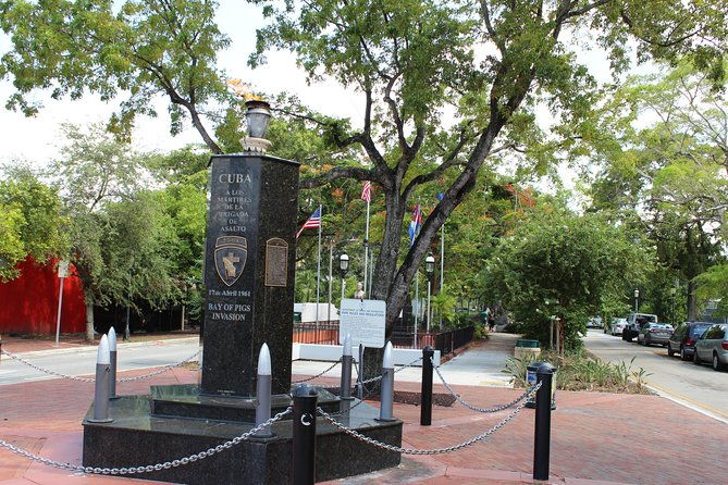 little-havana-street-food-tour-with-enthusiastic-guide