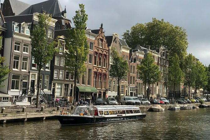 live-guided-amsterdam-canal-cruise-sightseeing