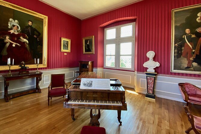 live-guided-chenonceau-chambord-amboise-castles-trip-from-paris