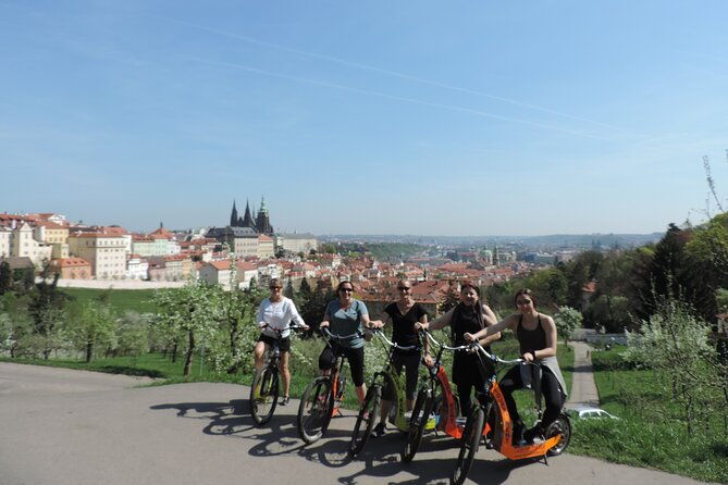live-guided-e-scooter-tour-of-the-old-town-of-prague-60-min
