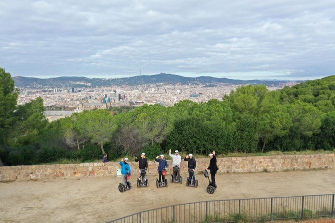 live-guided-segway-tour-to-montjuic