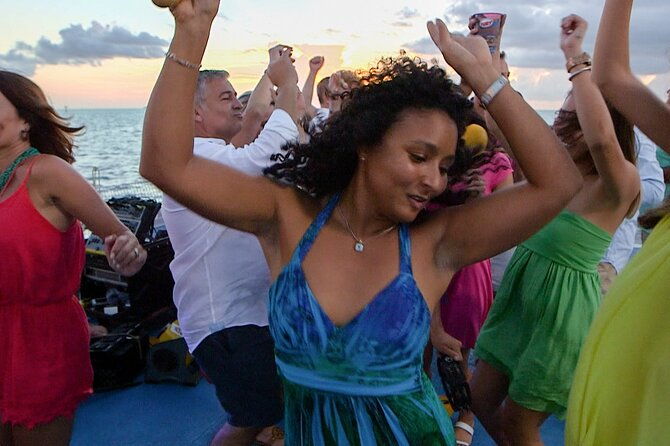 live-music-sunset-sail-with-drinks-included
