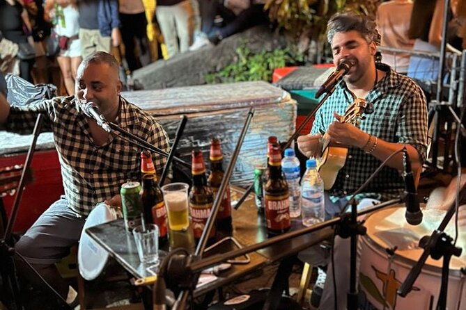 live-samba-night-at-pedra-do-sal