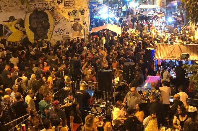 live-samba-night-at-pedra-do-sal