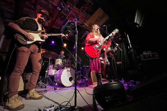 live-the-nashville-dream-write-and-record-your-very-own-song-2